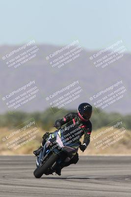 media/Oct-13-2025-Moto Forza (Mon) [[a66d839500]]/4-C Group/Session 3 (Turn 16)/